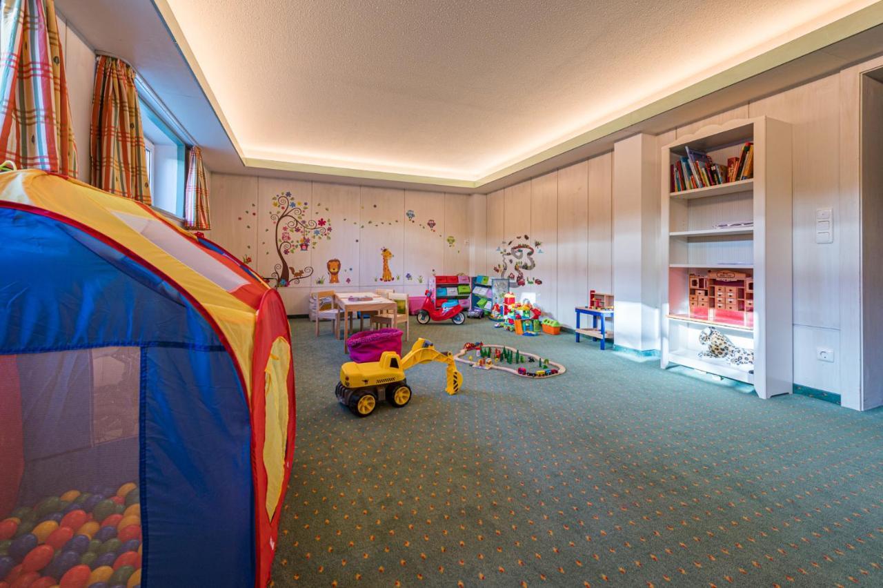 Oberstdorfer Ferienwelt Appartement Buitenkant foto